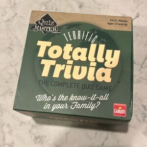 Quiz Master Totally Trivia by Goliath